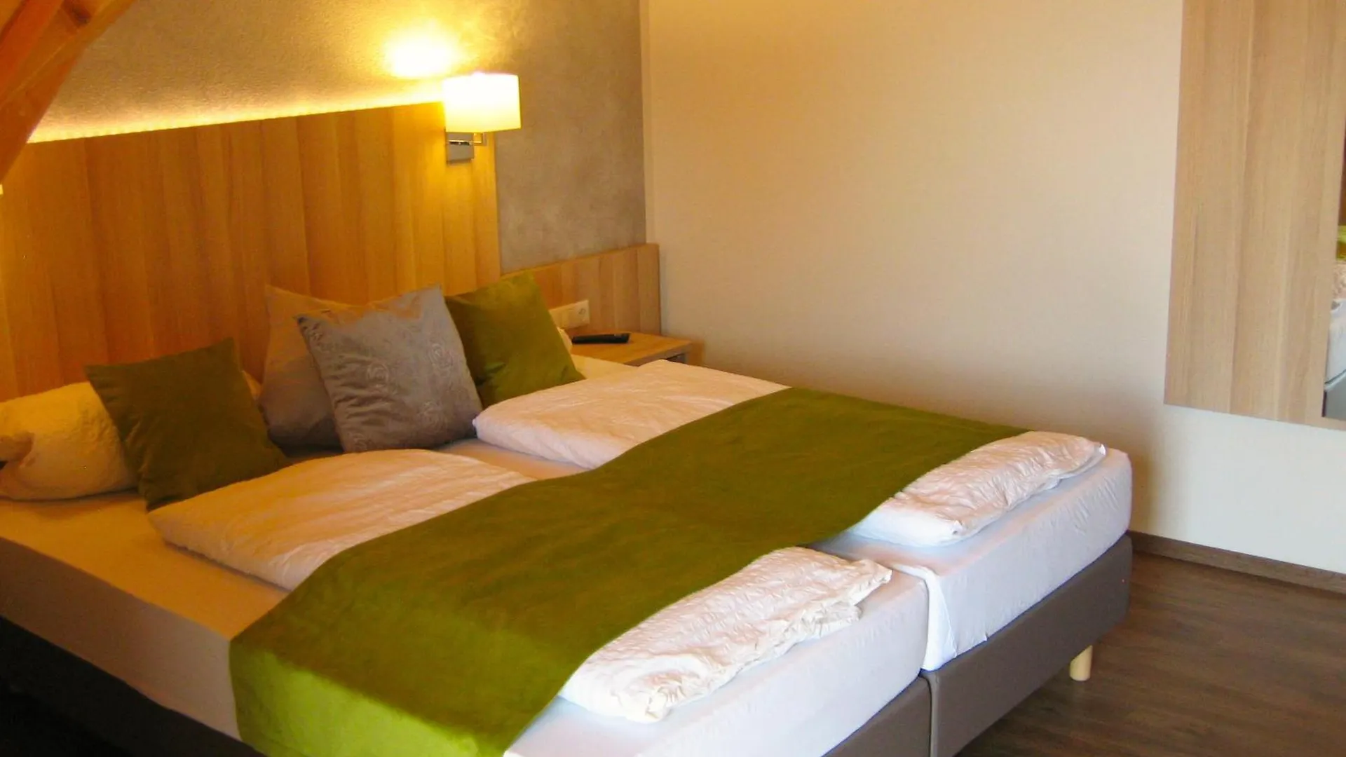 Gasthof Zum Goldenen Engel Bechhofen  Hotel Bechhofen (Ansbach)